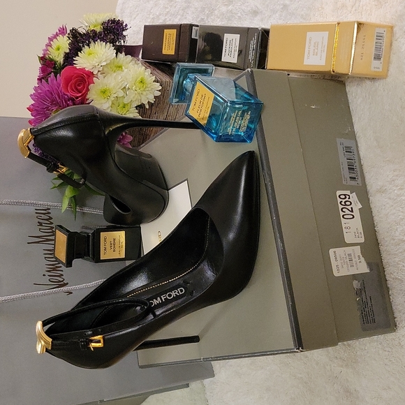 TOM FORD Black Classic Pumps - Brand New - Picture 6 of 7